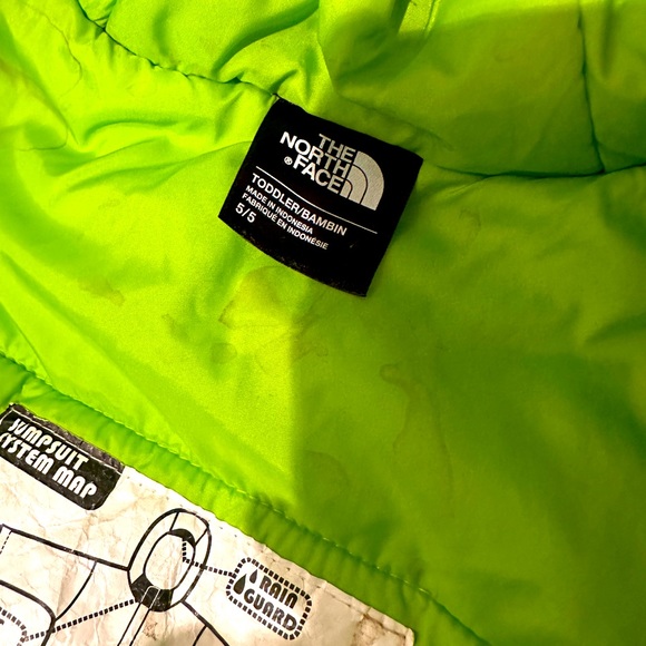 The North Face ONE PIECE snow suit in excellent used condition! - Picture 4 of 4